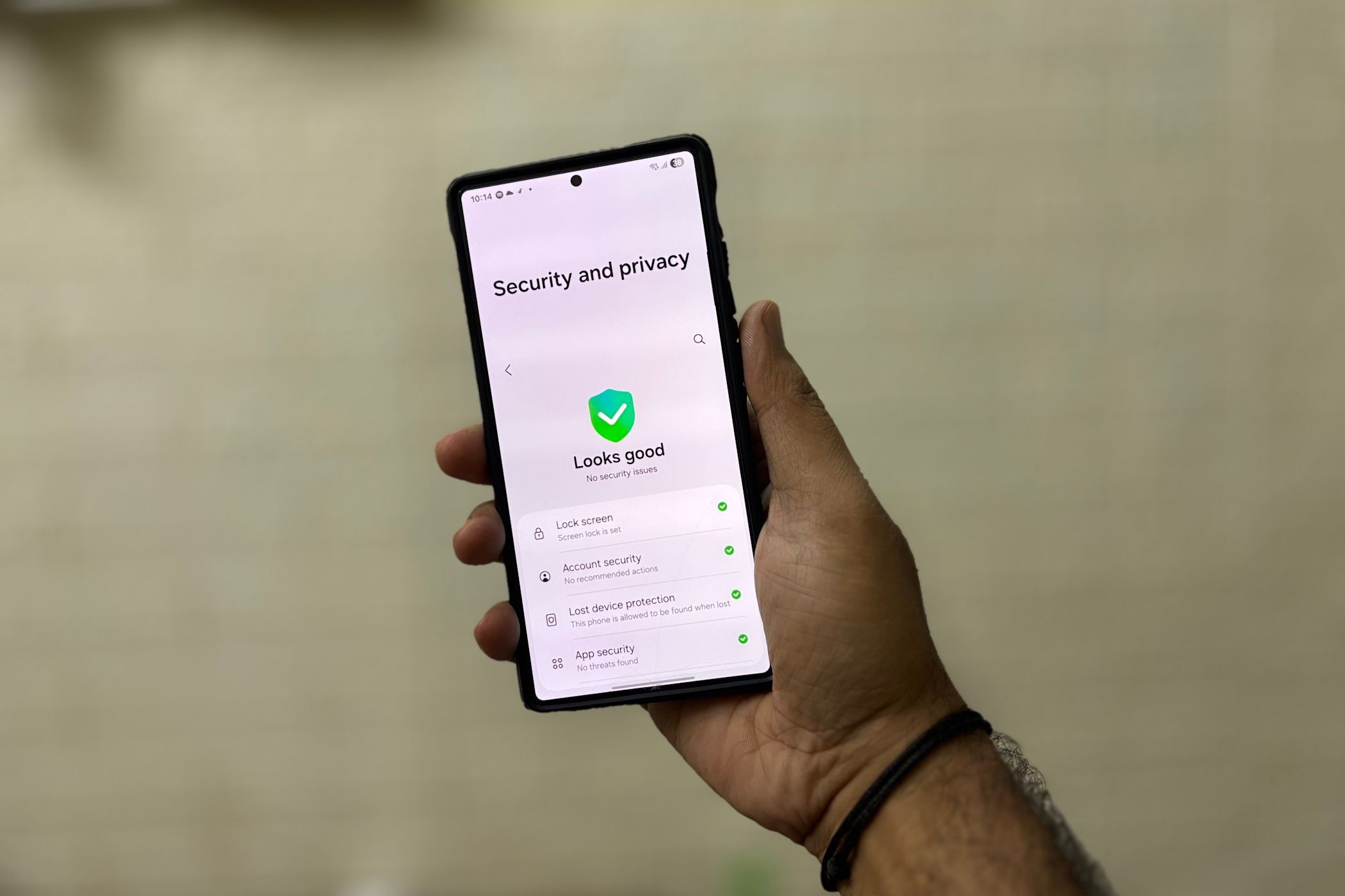 Mobile phone privacy screen showing ad topics and tracking options